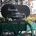 Gaestehaus Bed & Breakfast