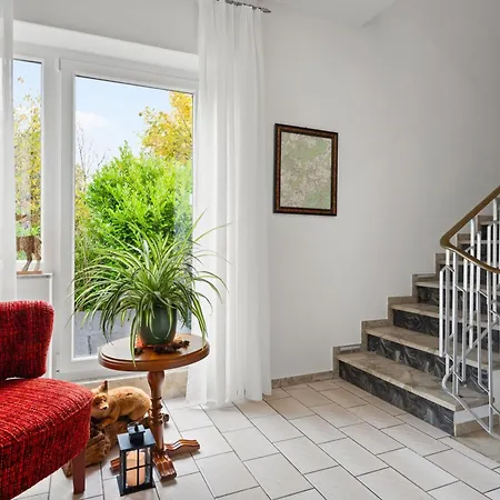 Gaestehaus ベッド・アンド・ブレックファスト 3*